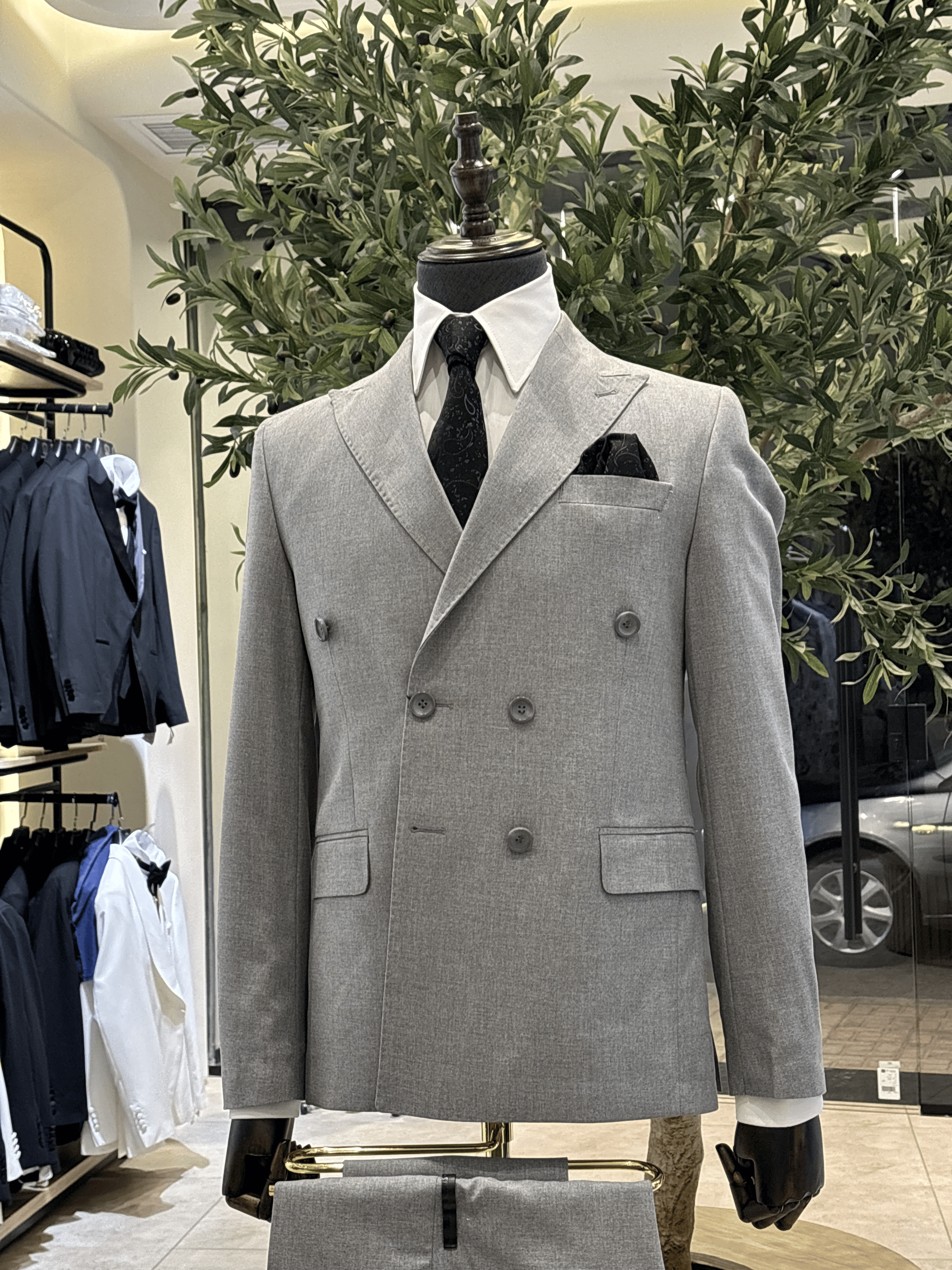 croizet suit