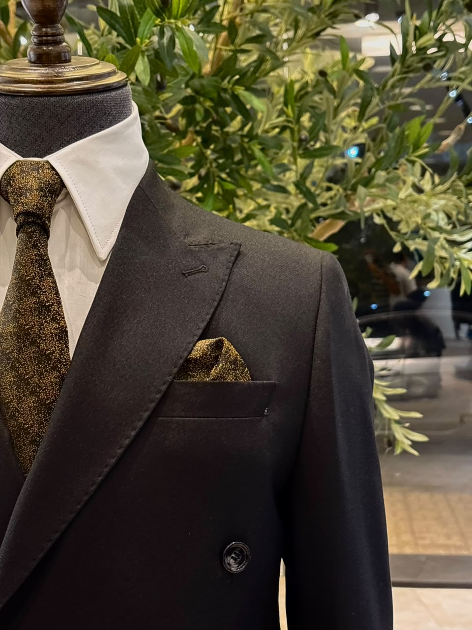 croizet Suit